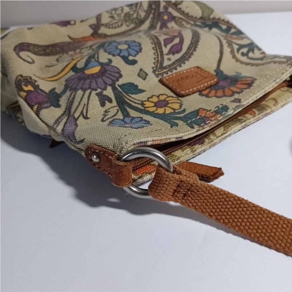 Fossil Vintage Cotton Floral Print Crossbody bag In Tan With Brown Leather Strap